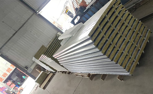 厂房改造选祁连彩钢岩棉夹芯板:防火厚度怎么挑 厂房改造选祁连彩钢岩棉夹芯板:防火厚度怎么挑